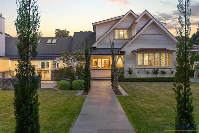 Grand Estate in a Prestigious Location