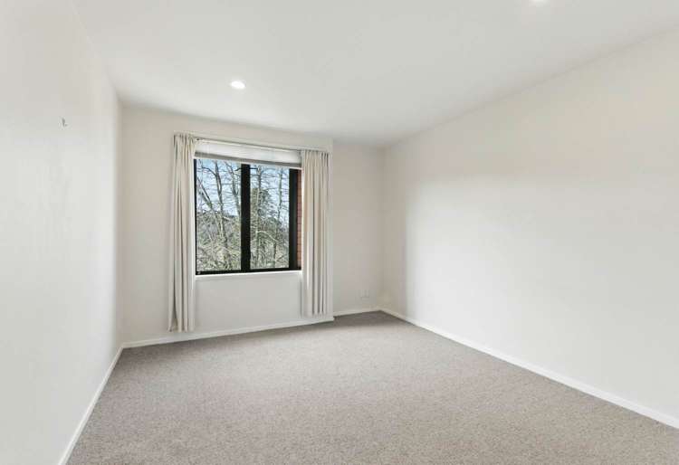 26/11 The Avenue Albany_12