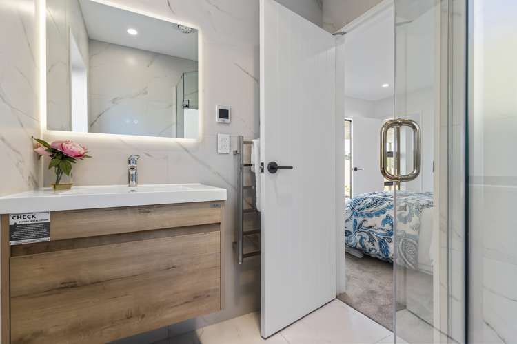 6 Whale Bay Rise Gulf Harbour_15