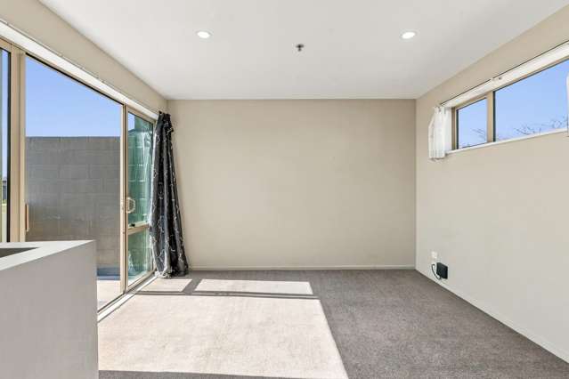 10/9 Cameron Street Sydenham_1