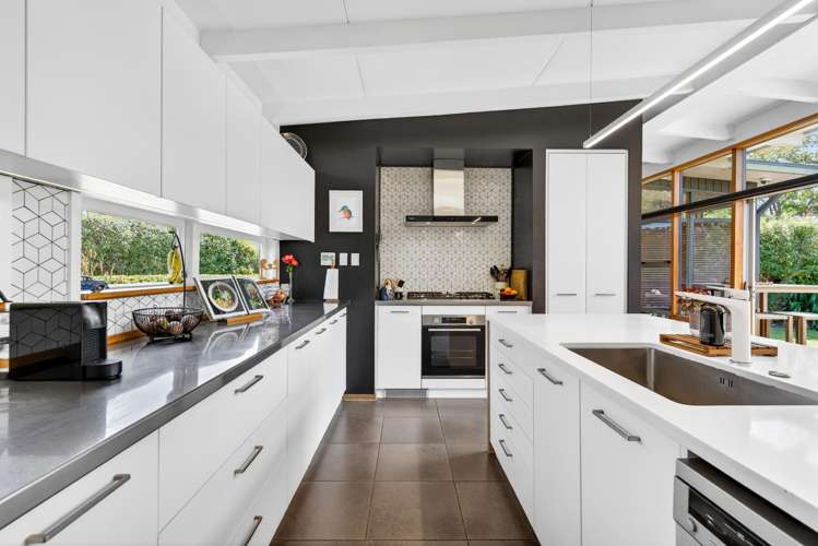 185A Georges Drive Napier South_12