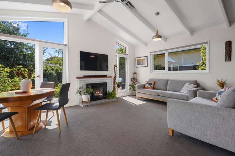 240 Lake Terrace Road Shirley_7