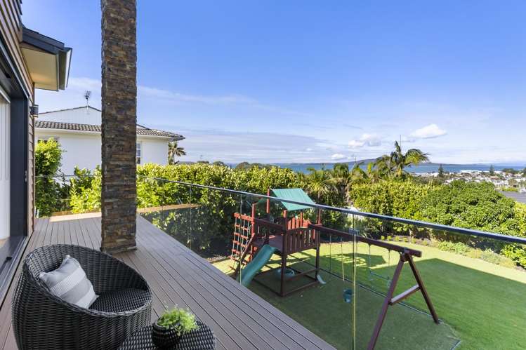 13 Seaview Road Castor Bay_7
