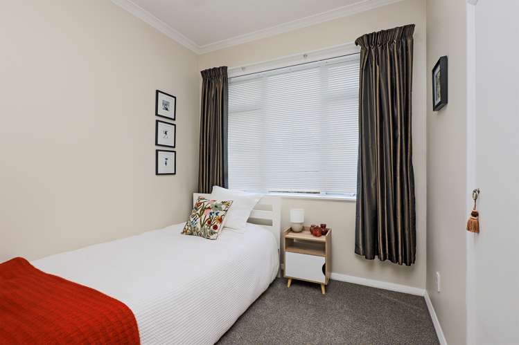 816 Tawa Street Mahora_15