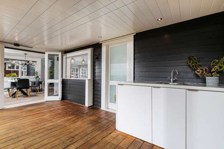 16 Weatherly Road Torbay_12