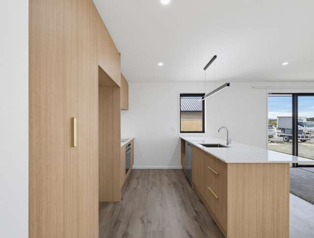 61 Bill Harvey Drive Halswell_4