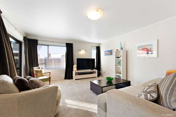 2/383 Blockhouse Bay Road Blockhouse Bay_7