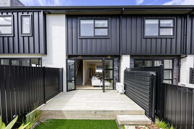 1-9 Yozin Road Swanson_1