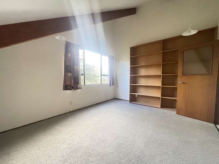 491B Paremoremo Road 10892_5