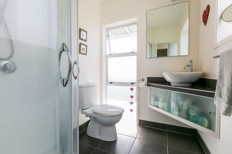 6 Seapoint Road Bluff Hill_15