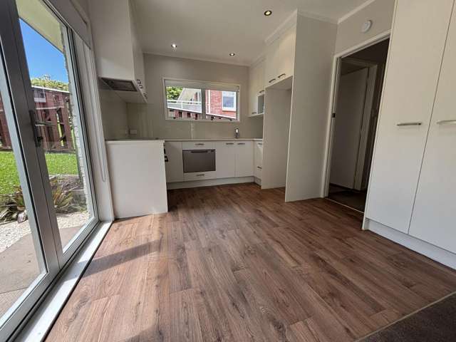 2/9 Havelle Avenue Titirangi_1