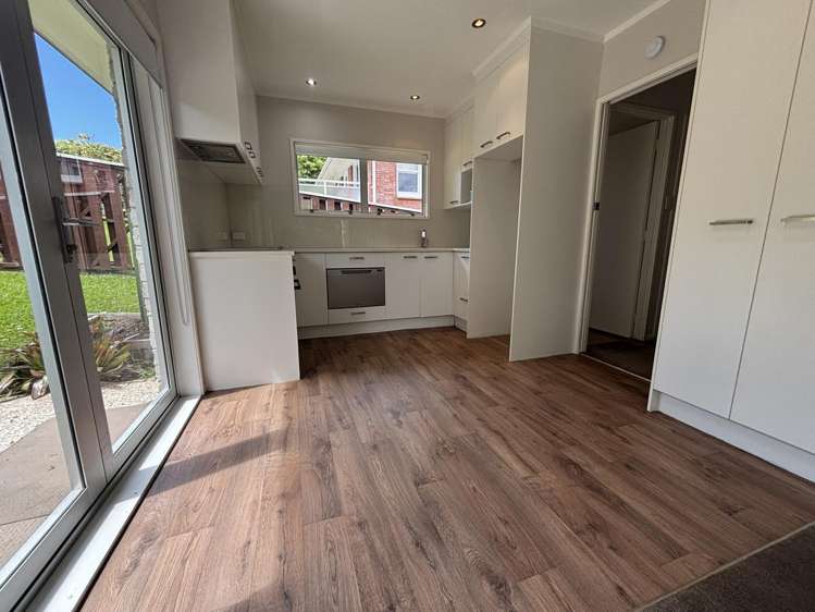 2/9 Havelle Avenue Titirangi_1