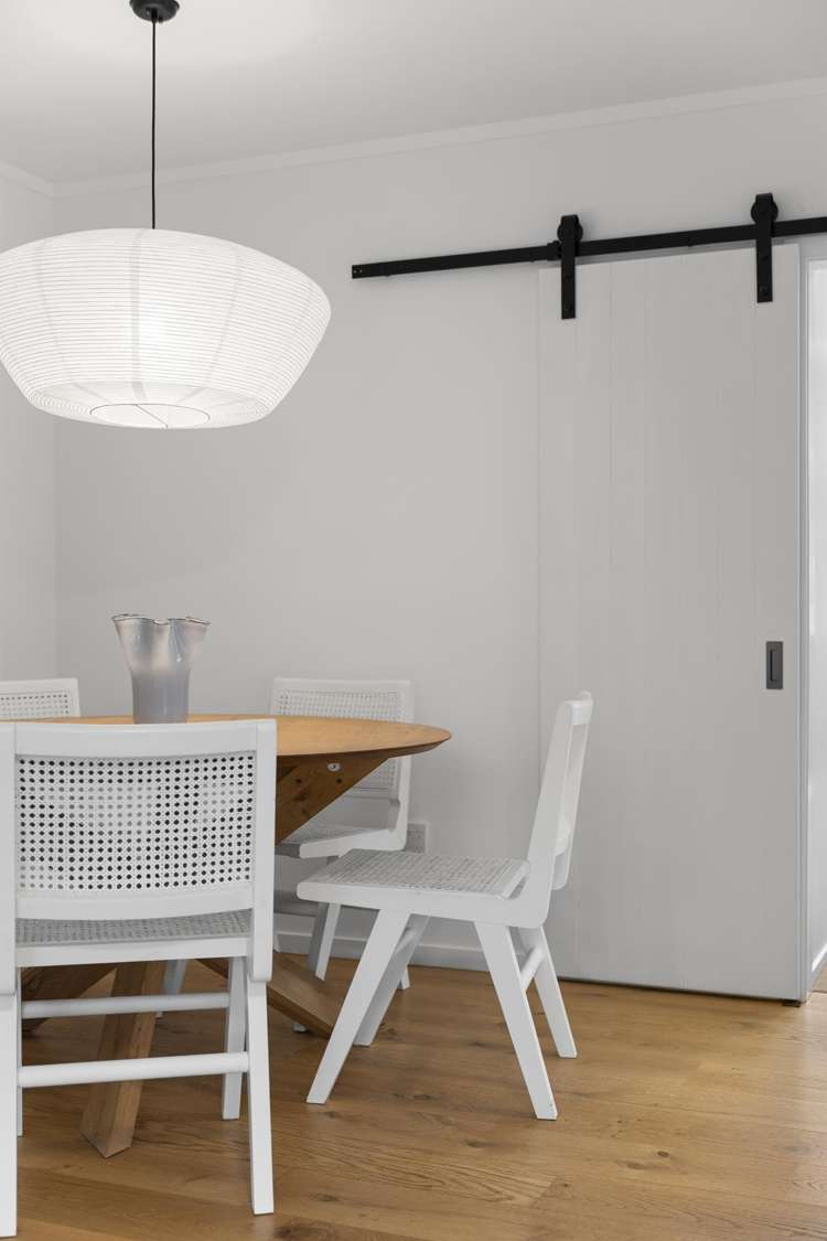 2/16 Rangitoto Terrace Milford_18