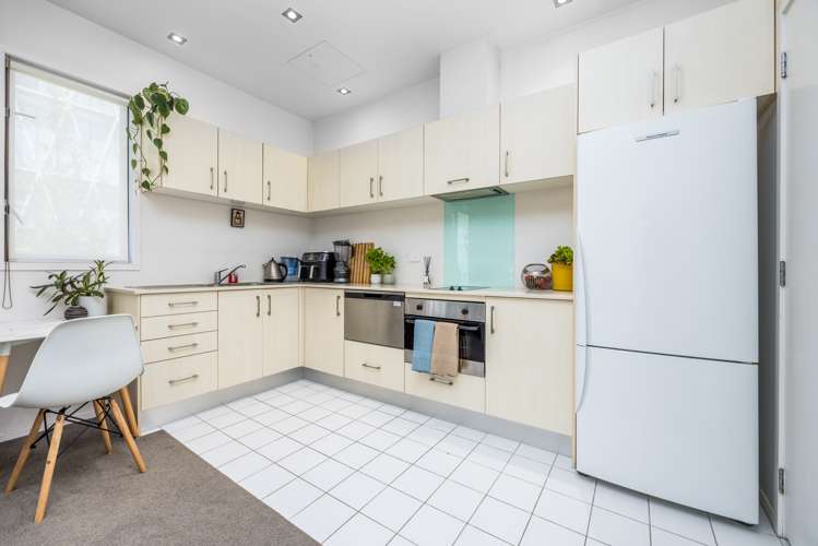 2j/16 Market Place Auckland Central_4