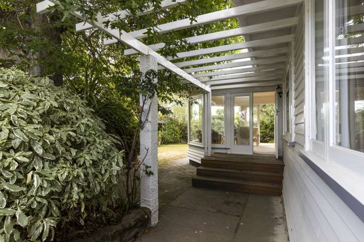 67 New Renwick Road Burleigh_14