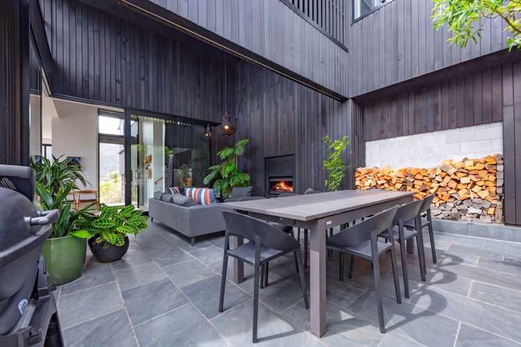 111 Garden Road Piha_15
