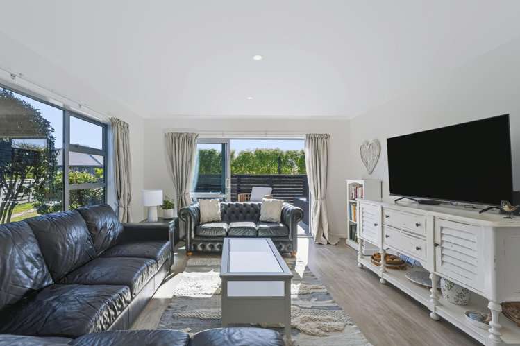 33 Navigation Drive Cooks Beach_1