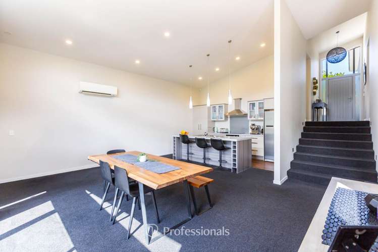 111 Kirton Drive Riverstone Terraces_1