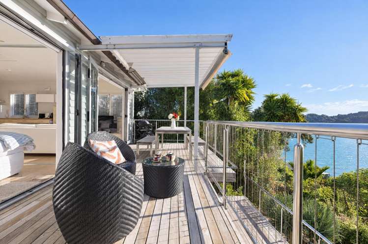 70 Burrell Road Oneroa_21