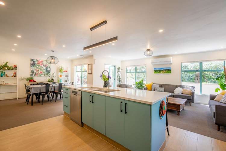 394 Huia Road Titirangi_6