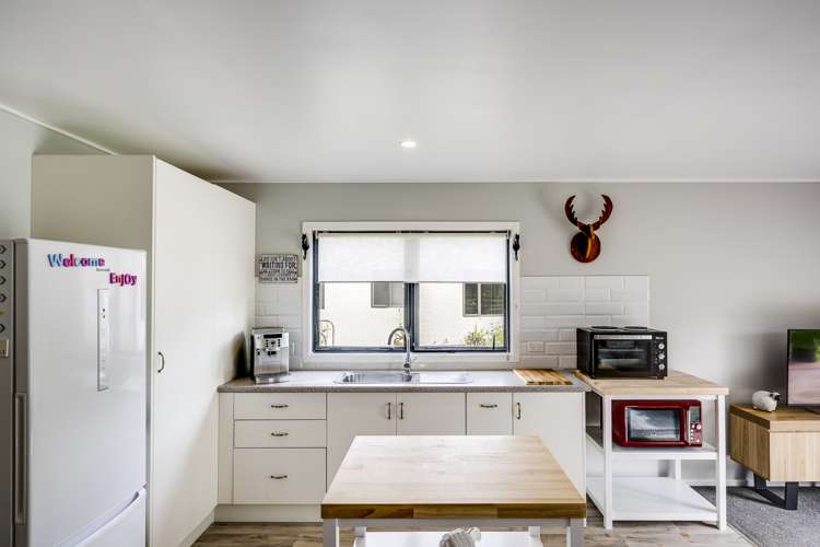 2/113 Ireland Road Waipawa_21