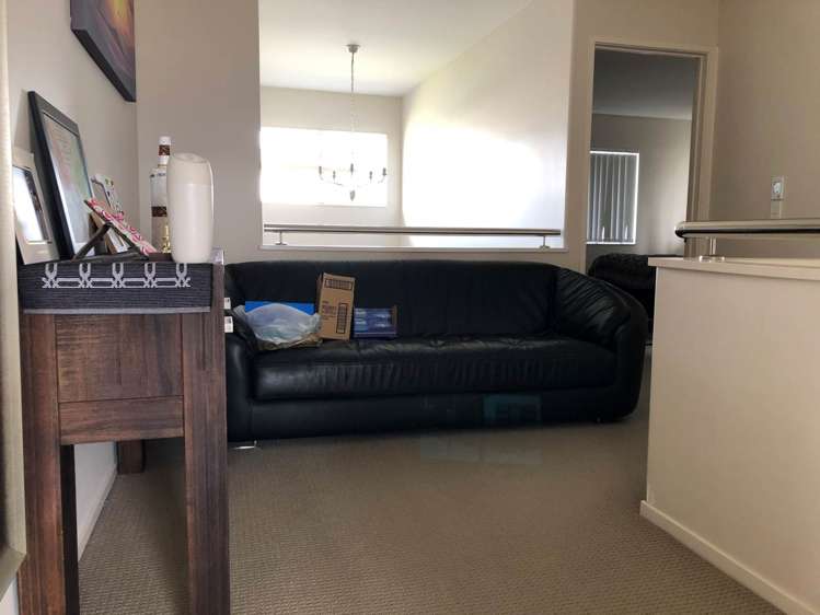 17 Amaretto Avenue Flat Bush_12