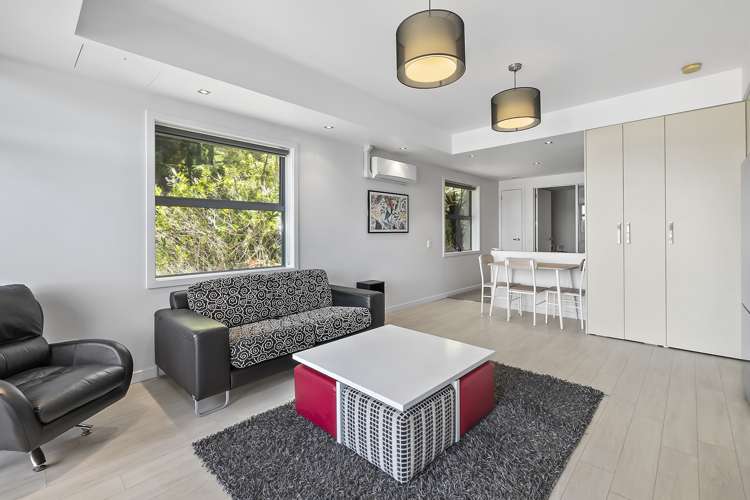 20/61 North Road North East Valley_5