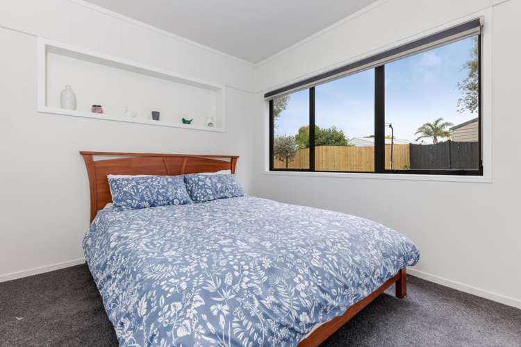 154 Carnoustie Drive Wattle Downs_17