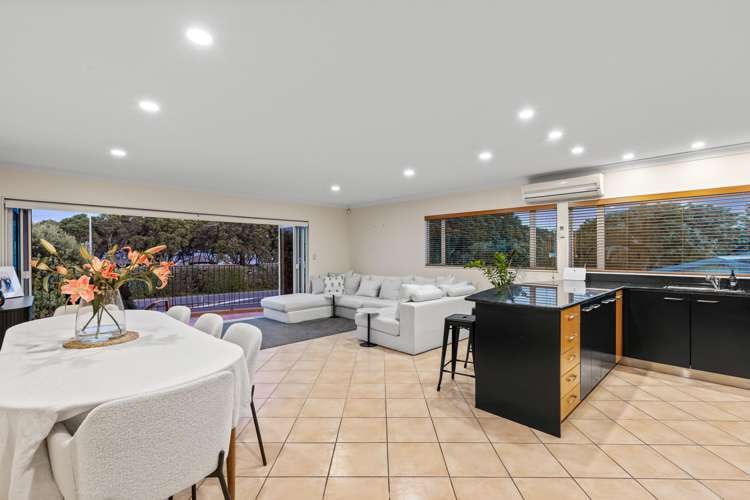 222 Hibiscus Coast Highway Orewa_8