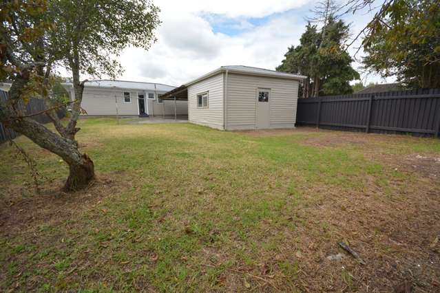 25 Williams Crescent Otara_3