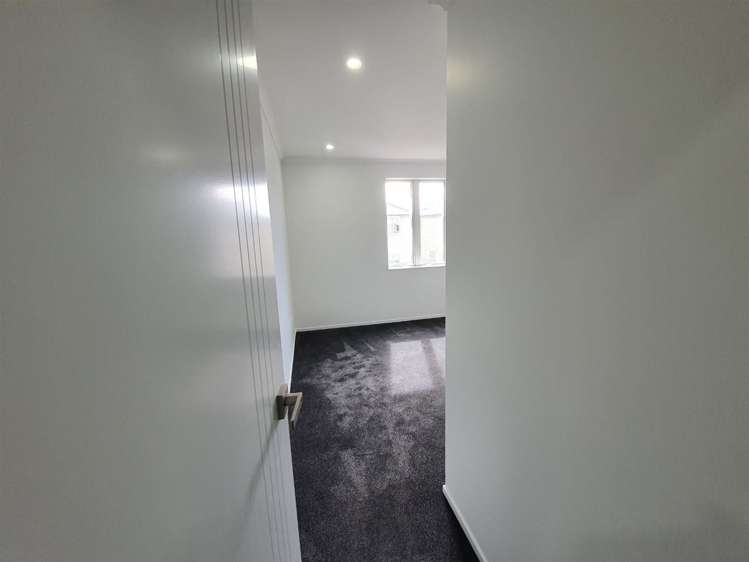 11 Warbler Crescent Papakura_11