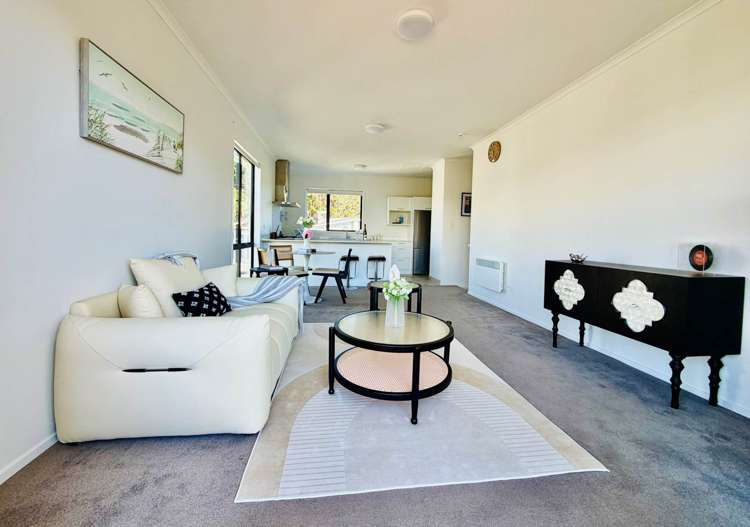 7 Awamarino Way Westgate_3