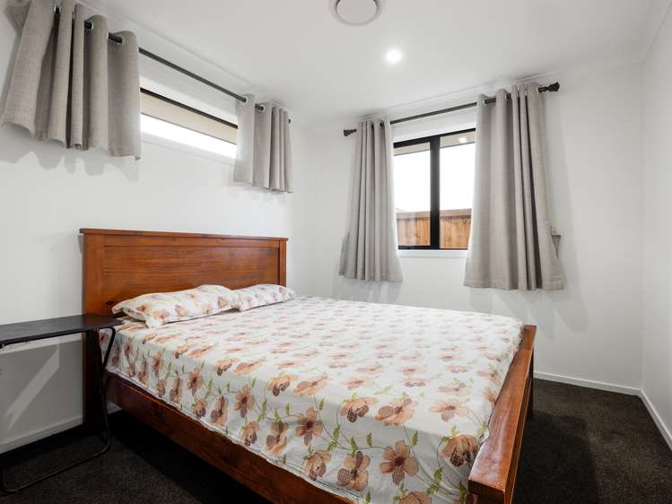 28 Inuwai Street Glenview_11