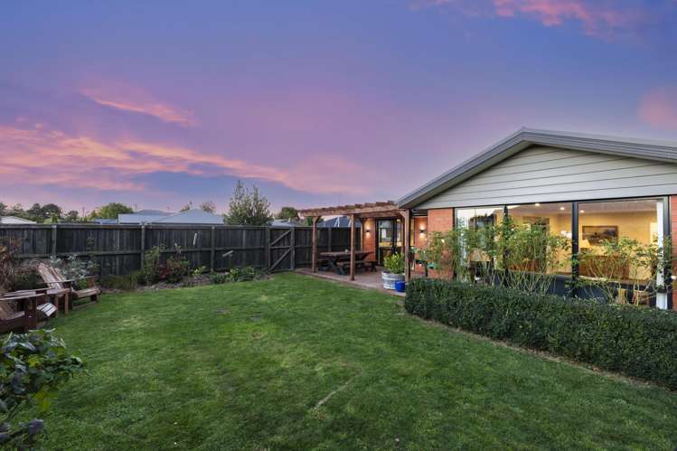 8 Walter Place Kirwee_20