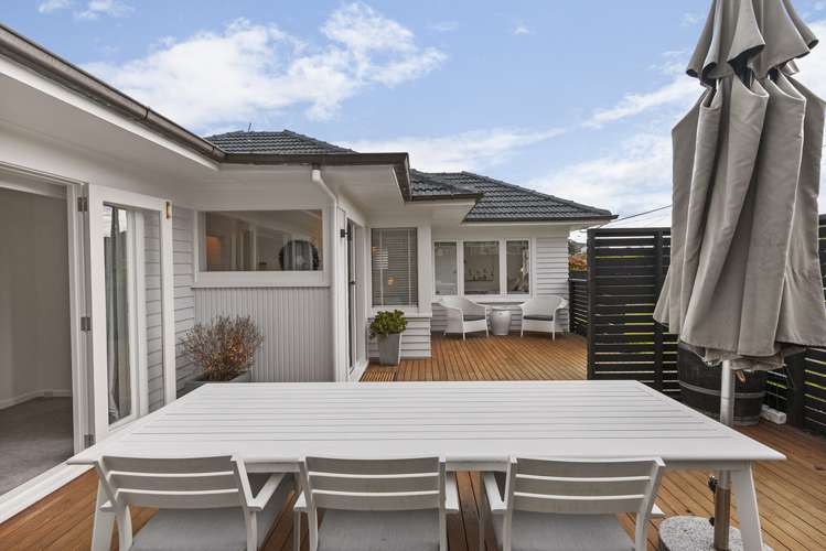 1/92 Ocean View Road Northcote_14