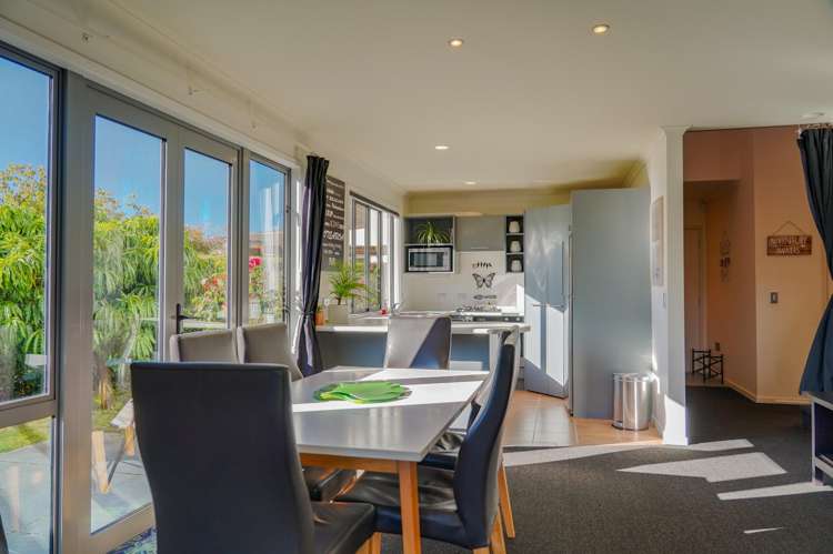 9 Meadowbrook Place_4