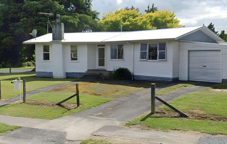 121 Elizabeth Drive_0