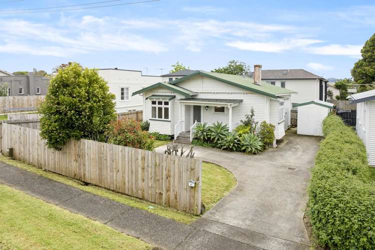 81 Hastie Ave Mangere Bridge_17