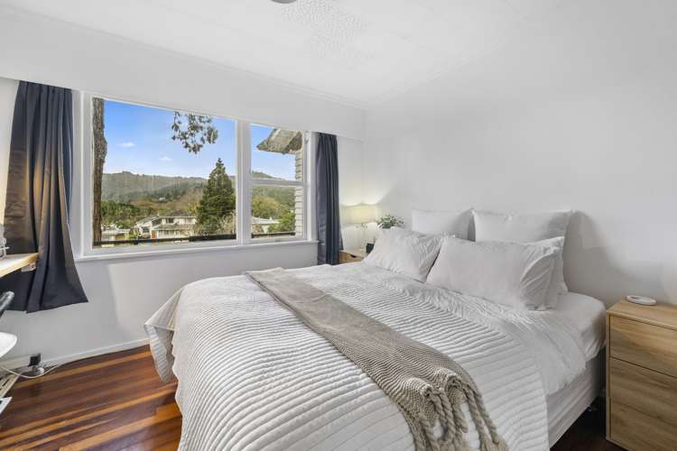 8 Hine Road Wainuiomata_9