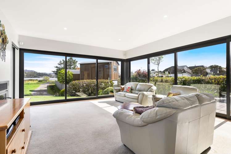 19 Ajax Head Pauanui_13