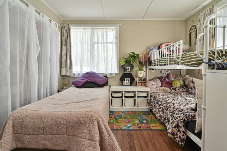 408 Huia Street Camberley_8