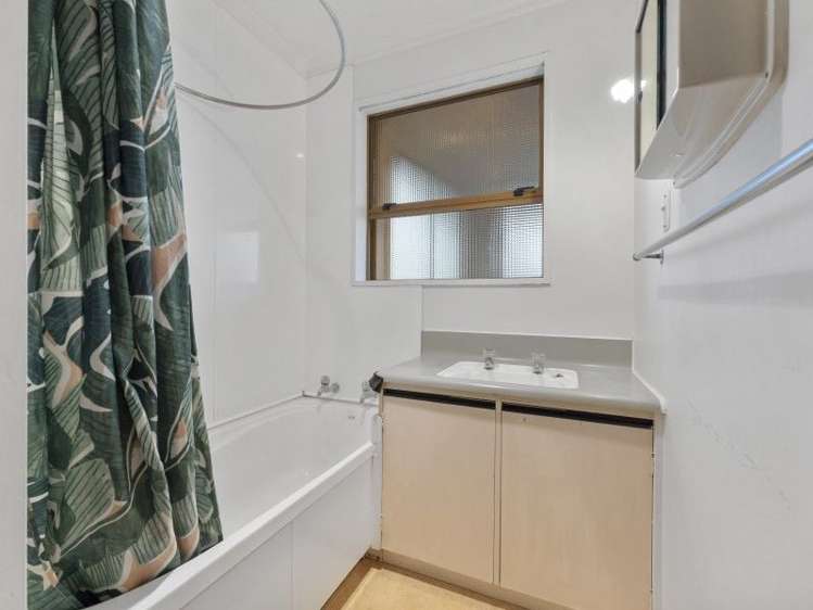 2/128 Albert Street Terrace End_16