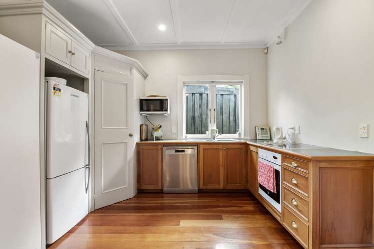 19 Lloyd Avenue Mount Albert_5