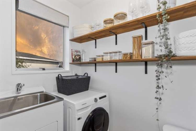 65 Lakewood Drive Burwood_11