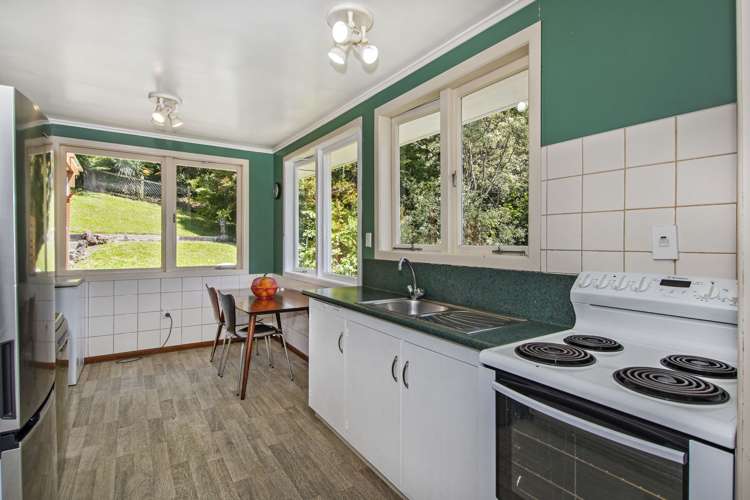 8 Glendale Road Woodhill_14