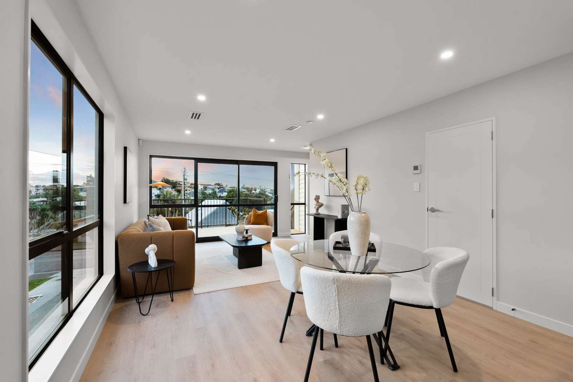 6/32 Beulah Avenue Rothesay Bay_0