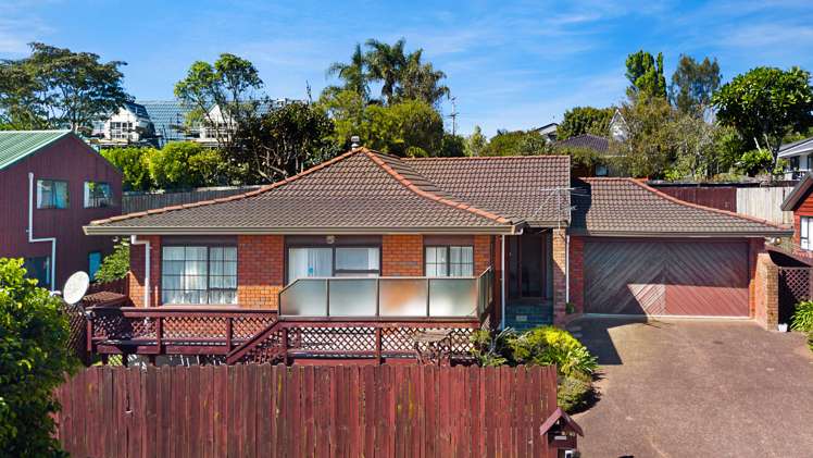 2/40 Taupiko Place Green Bay_21