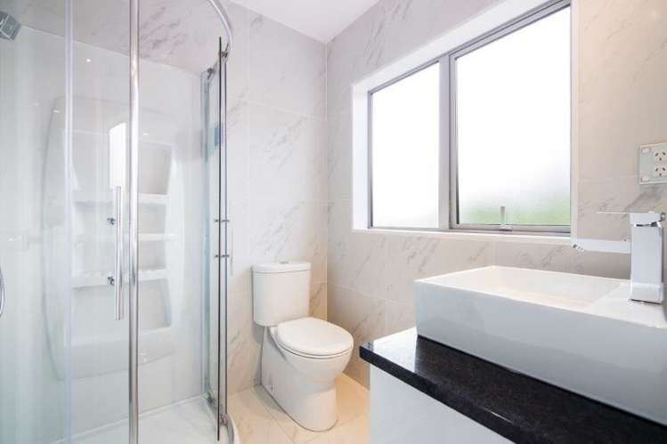 28a Spinella Drive Bayview_13