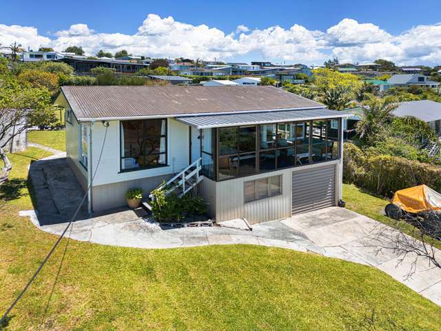 25 Deerness Crescent Algies Bay_1