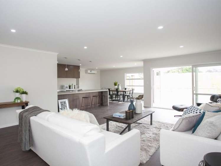 15 Coutts Way Fitzherbert_8